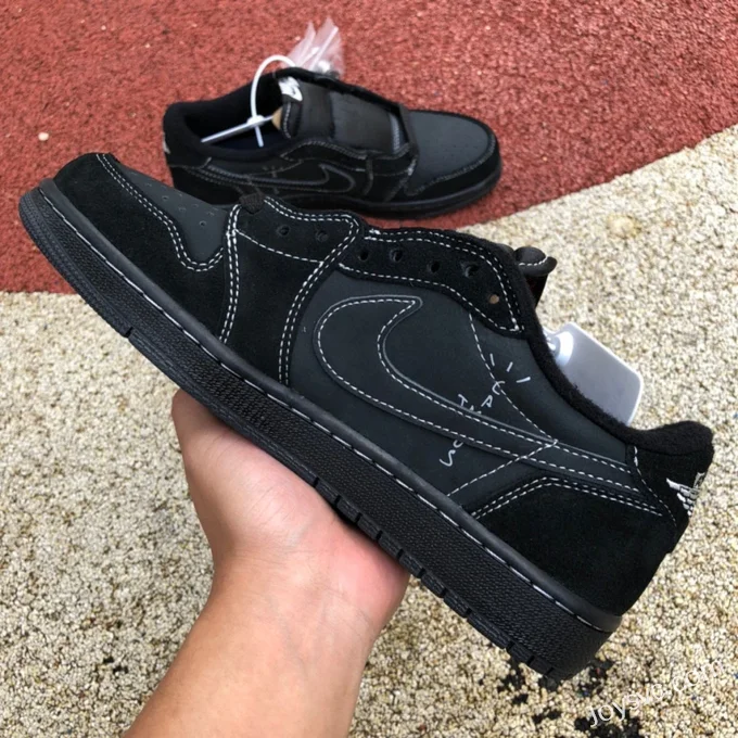 Travis Scott x Air Jordan 1 Low DM7866-001 Black Cat Reverse Swoosh