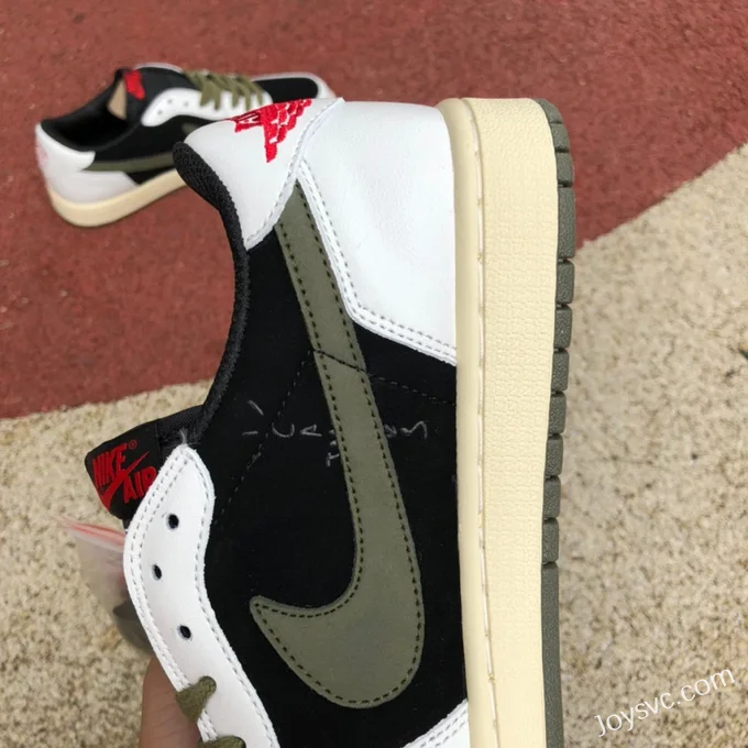 Travis Scott x Air Jordan 1 Low DZ4137-106 White Black Green Reverse Swoosh