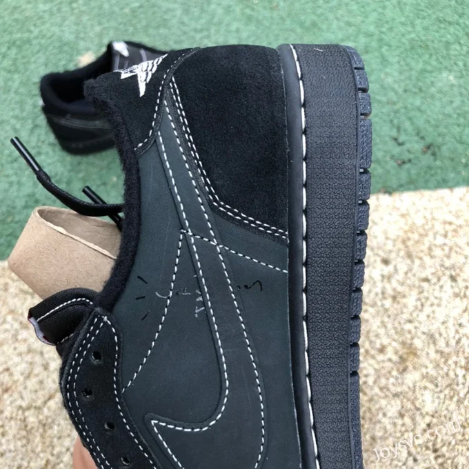 Travis Scott x Air Jordan 1 Low DM7866-001 Black Cat Reverse Swoosh