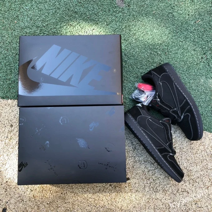 Travis Scott x Air Jordan 1 Low DM7866-001 Black Cat Pure Version