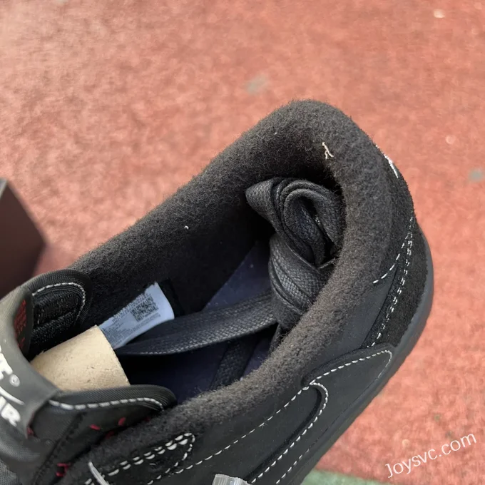 Travis Scott x Air Jordan 1 Low DM7866-001 Black Cat LW Version