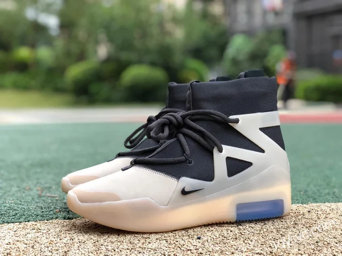 Nike Air Fear of God 1 String The Question AR4237-902