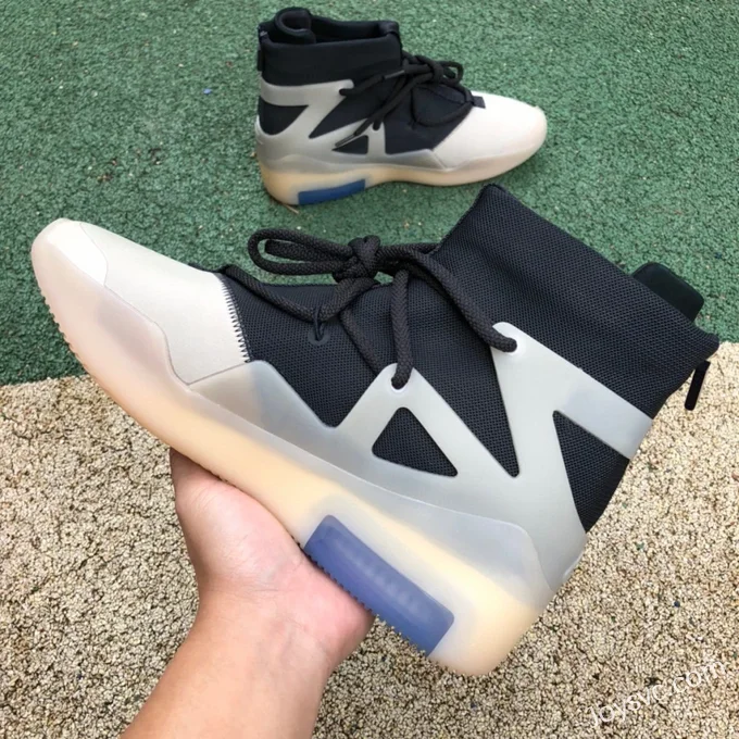 Nike Air Fear of God 1 String The Question AR4237-902