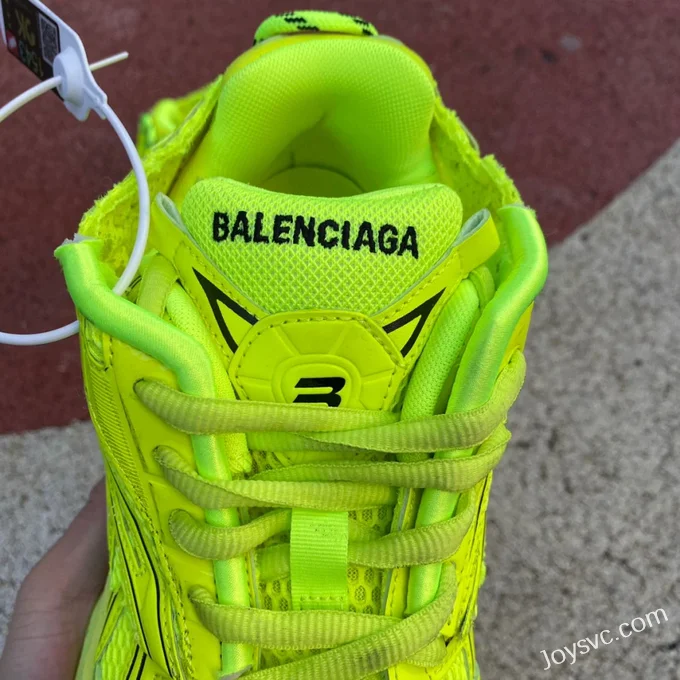 Balenciaga Runner Fluorescent Green Sneakers 211112ss0816