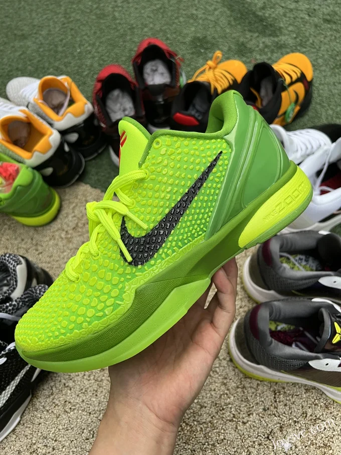 Nike Zoom Kobe 6 Grinch - Green Christmas Basketball Shoes