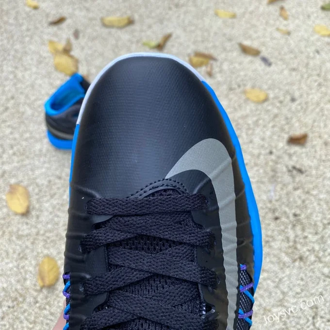 Nike HYPERDUNK 2012+ in Black and Blue