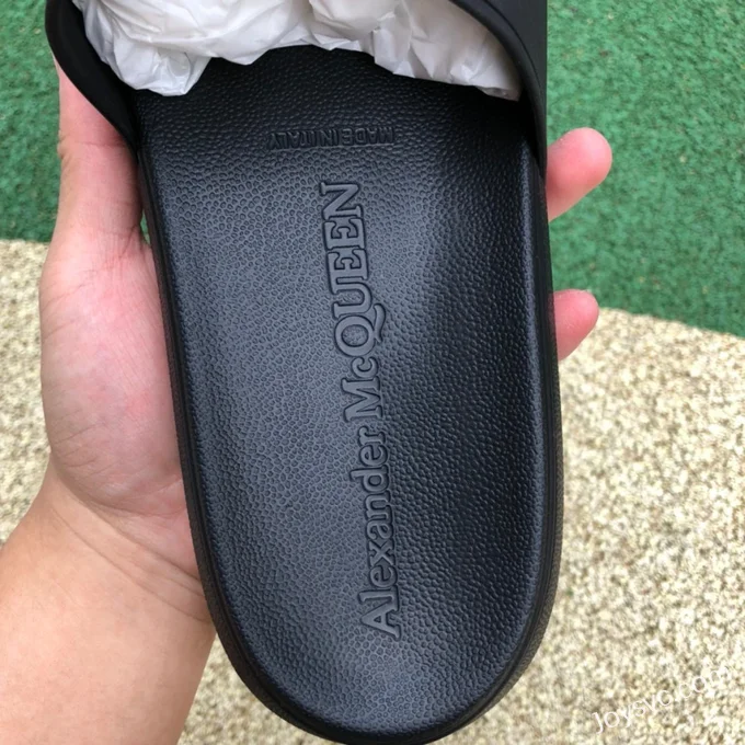 Alexander McQueen Pool Black Slides