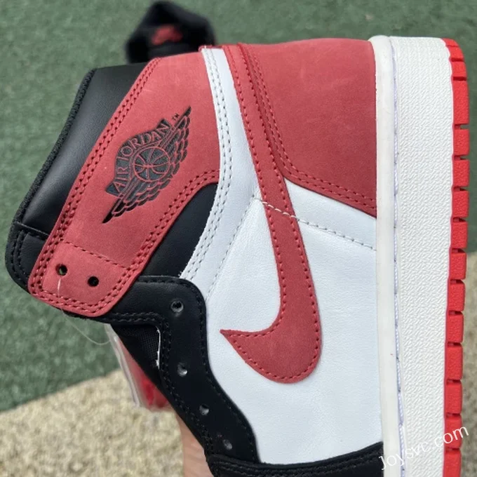 Air Jordan 1 High 555088-112 MVP Retro