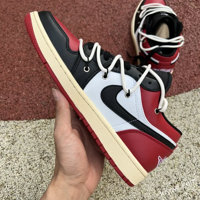 Air Jordan 1 Low 553558-612 Chicago Deconstructed White Red Strap