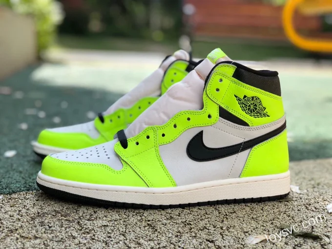 Air Jordan 1 High OG 555088-702 Volt