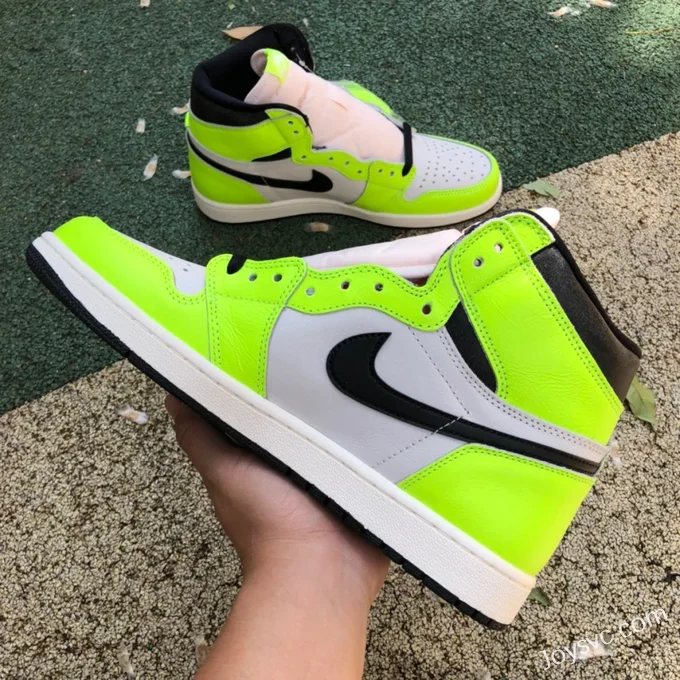 Air Jordan 1 High OG 555088-702 Volt