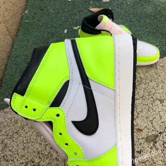 Air Jordan 1 High OG 555088-702 Volt