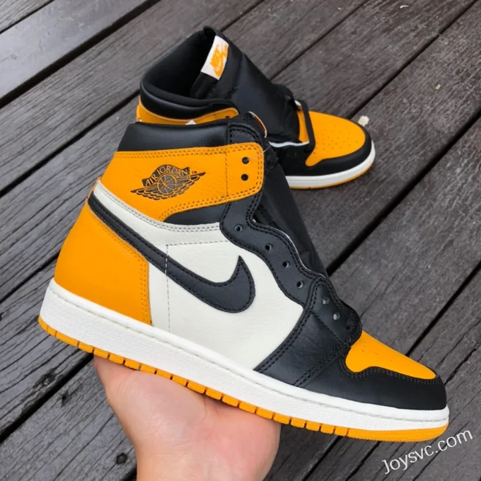 Air Jordan 1 High 555088-711 Black Yellow Toe Retro