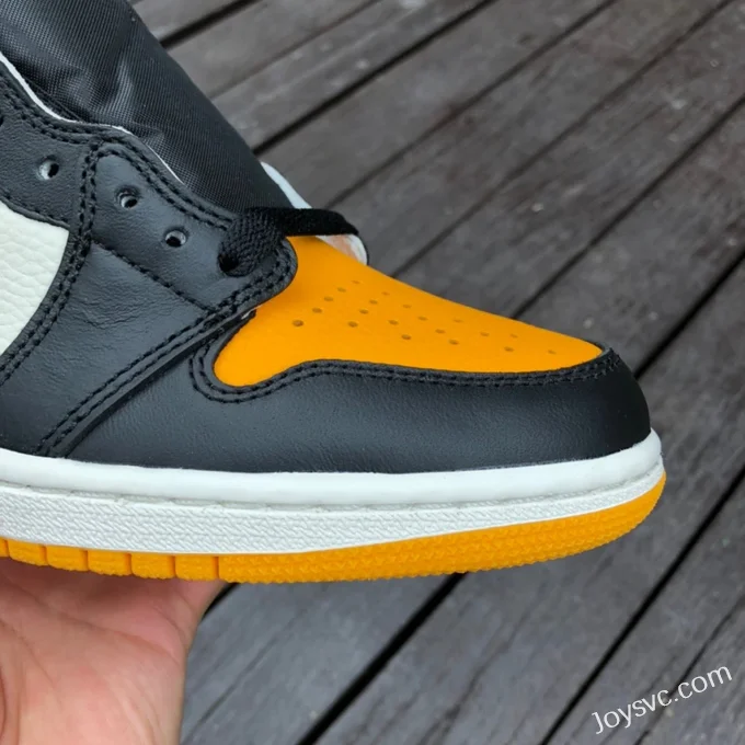 Air Jordan 1 High 555088-711 Black Yellow Toe Retro