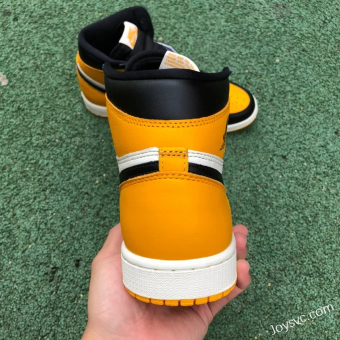 Air Jordan 1 High 555088-711 Black Yellow Toe Retro