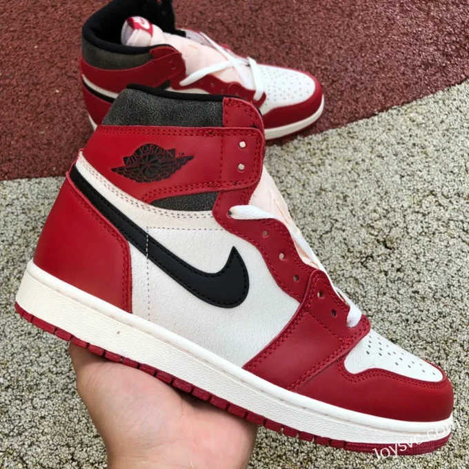 Air Jordan 1 Retro High FD1437-612 Chicago