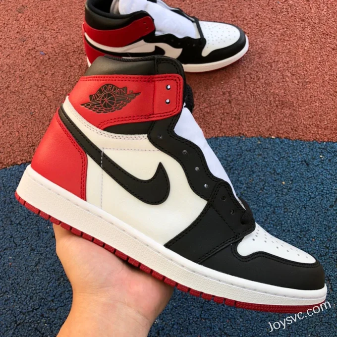 Air Jordan 1 High 555088-125 Black Toe Retro