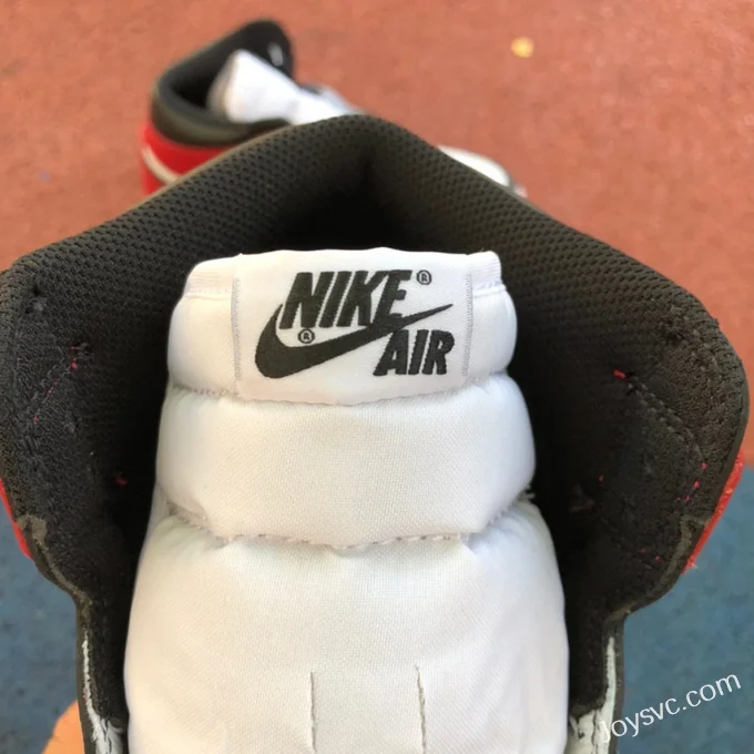 Air Jordan 1 High 555088-125 Black Toe Retro