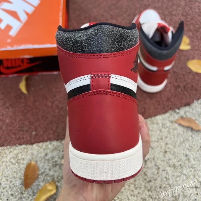 Air Jordan 1 Retro High DZ5485-612 Chicago Lost and Found