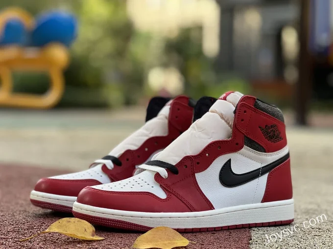 Air Jordan 1 Retro High DZ5485-612 Chicago Lost and Found