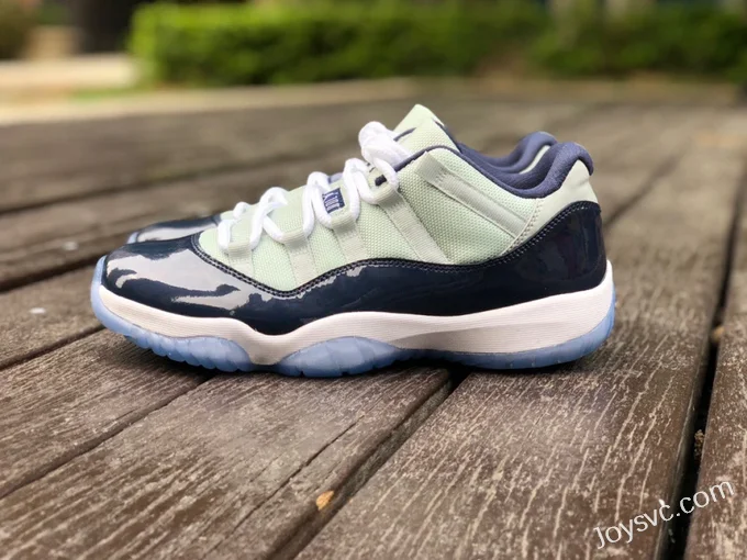 Air Jordan 11 Retro Low 