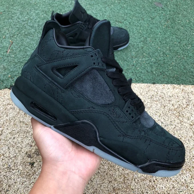 Air Jordan 4 KAWS 930155-001 Black