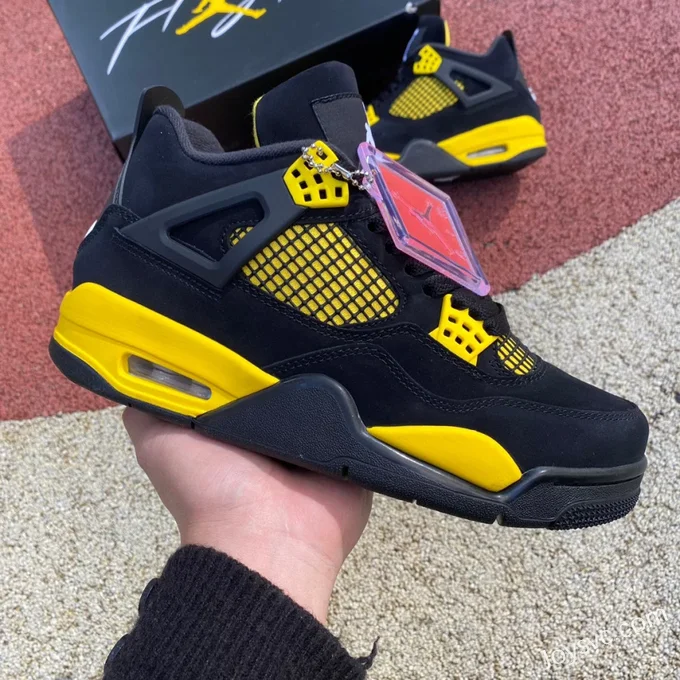 Air Jordan 4 Thunder Mid DH6927-017 Black Yellow