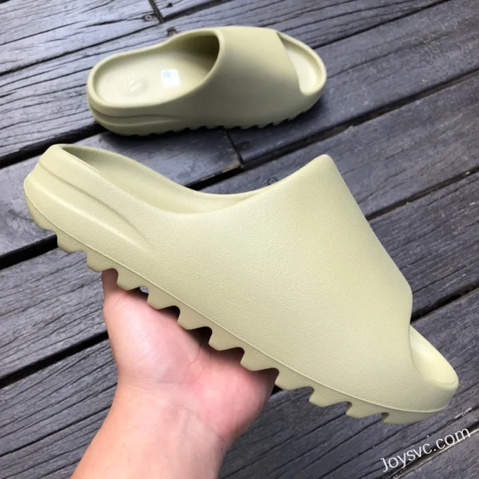 Adidas Yeezy Slide in Light Green