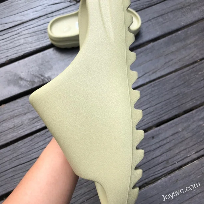 Adidas Yeezy Slide in Light Green