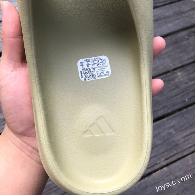 Adidas Yeezy Slide in Light Green