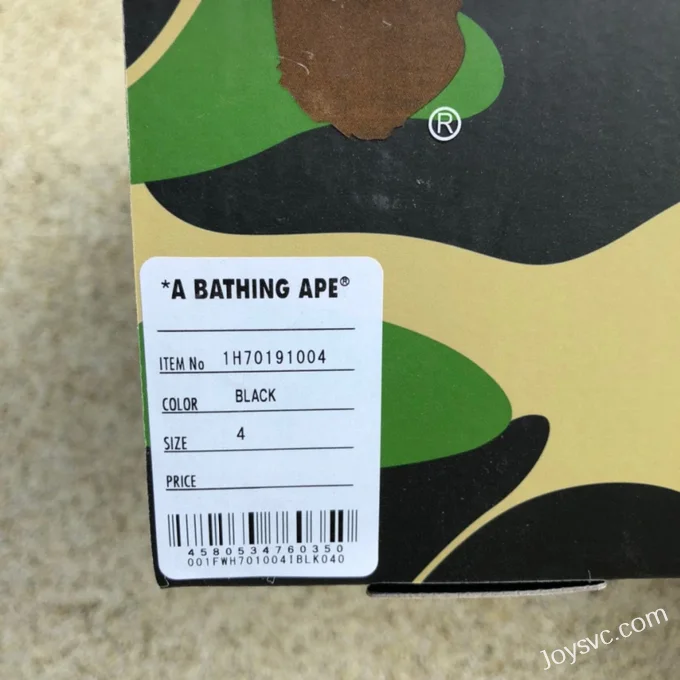 BAPE STA SK8 Low-Top Shoes in Black and White with Suede