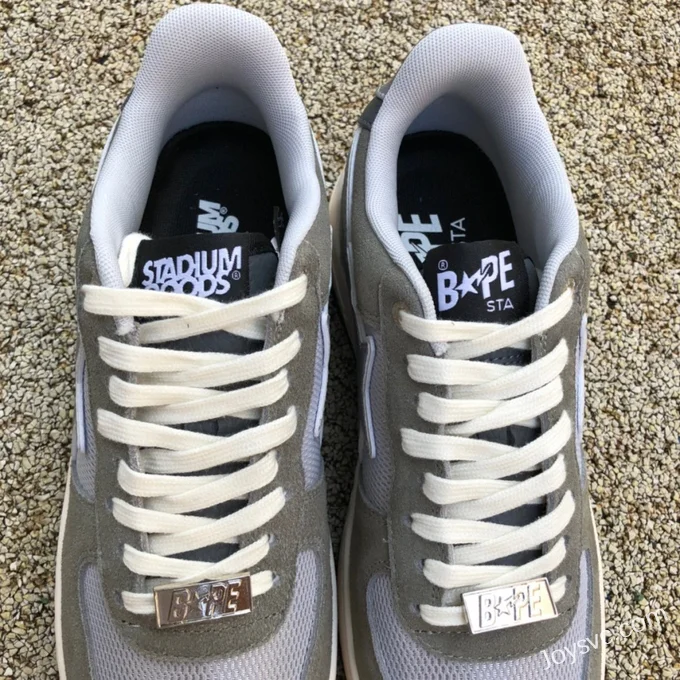 BAPE STA SK8 Low-Top Shoes in Grey and Light Green