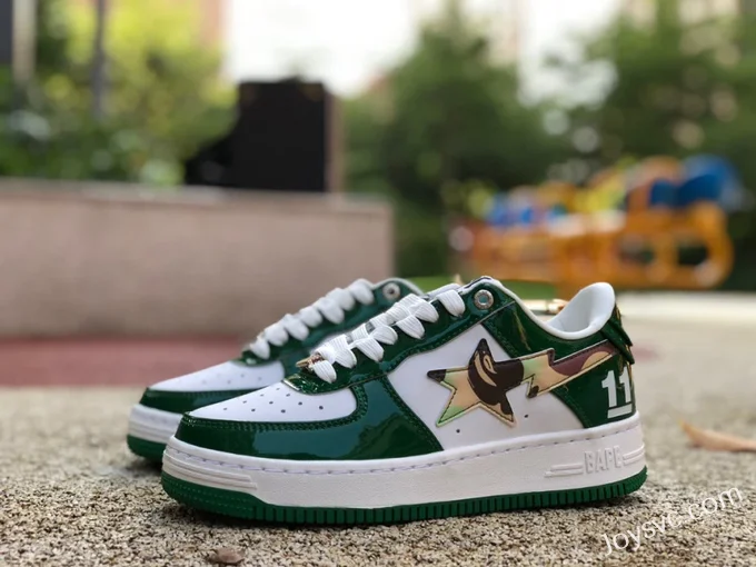 BAPE STA SK8 Low-Top Shoes in Grey White and Green Camo