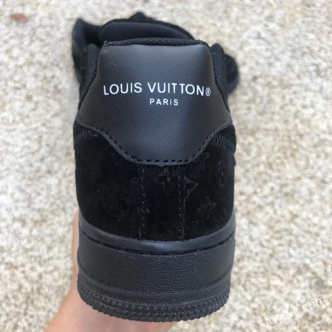 Louis Vuitton x Nike Air Force 1 x Off-White MS02