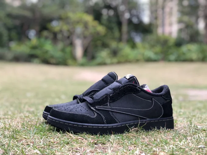 Travis Scott x Air Jordan 1 Low DM7866-001 Black Cat T1 Upgrade Version