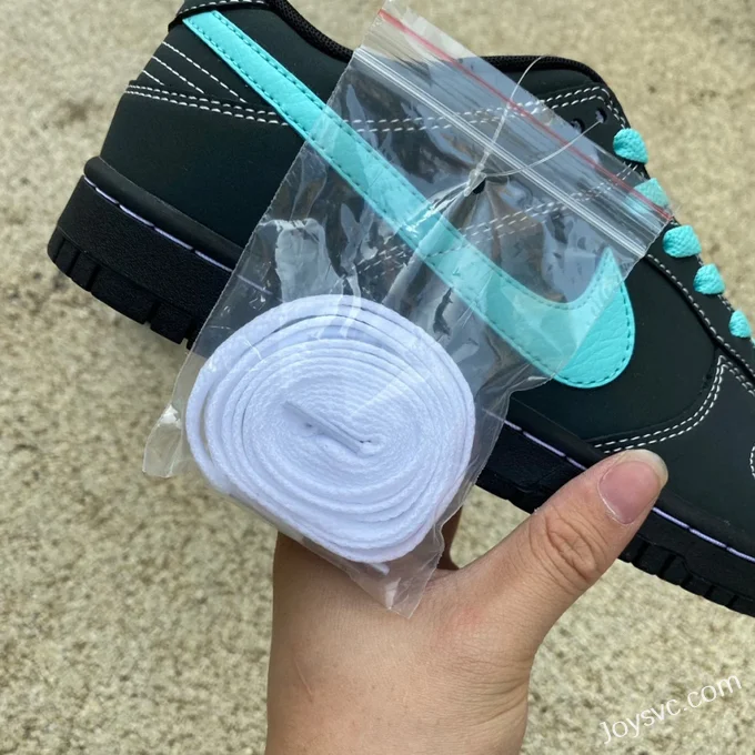 Tiffany & Co. x Nike Air Force 1 Low GT0627-332