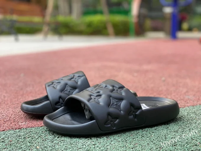 Louis Vuitton WATERFRONT Black Slides