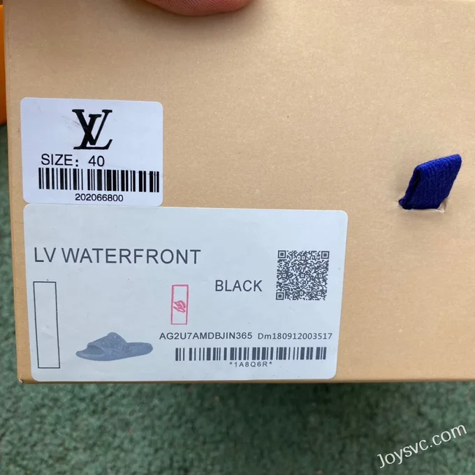 Louis Vuitton WATERFRONT Black Slides