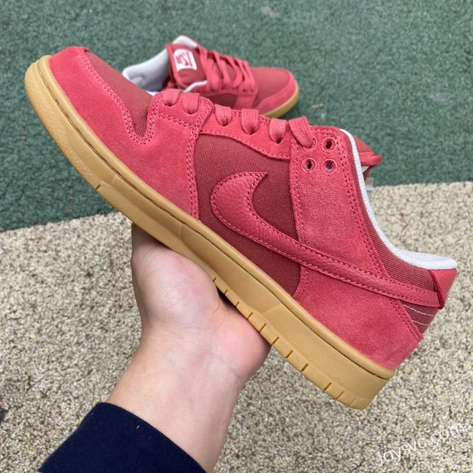 Nike Dunk SB Low Brick Red Gum DV5429-600