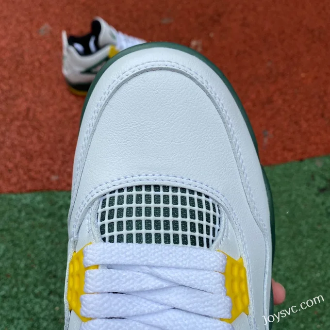 Air Jordan 4 Retro Oregon University