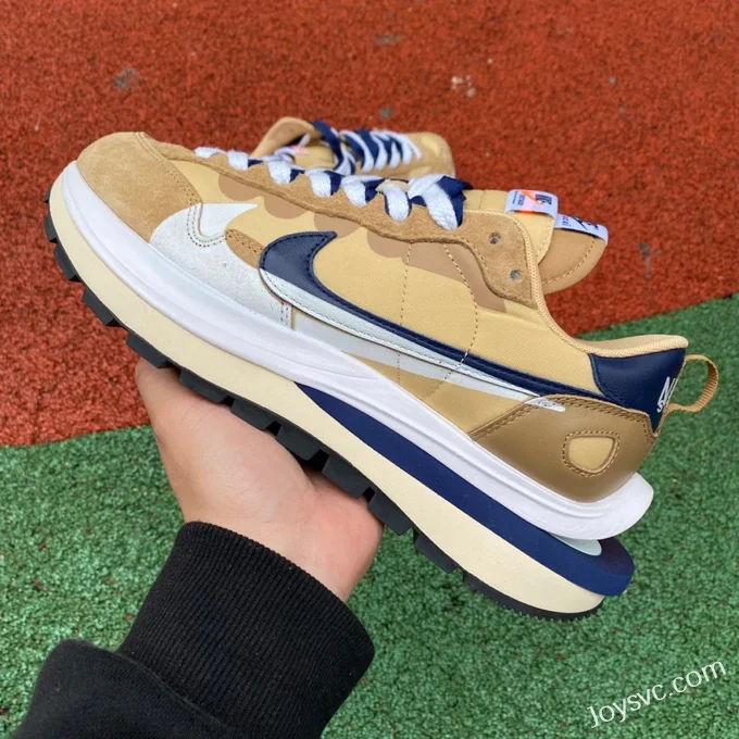 Nike x Sacai Vaporwaffle Khaki DD1875-200