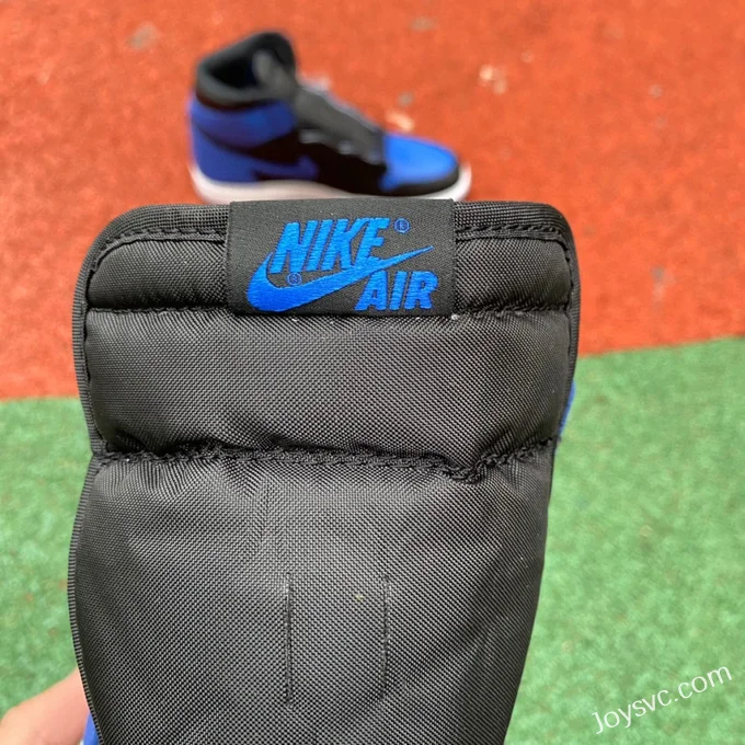 Air Jordan 1 High 555088-007 Royal Blue Retro