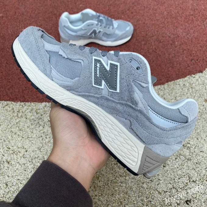 NB 2002R Grey New Balance 2002R Retro Running Shoes M2002RDM