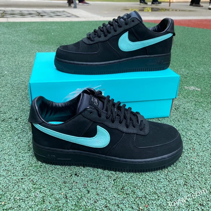 Tiffany & Co. x Nike Air Force 1 Low Black Green DZ1382