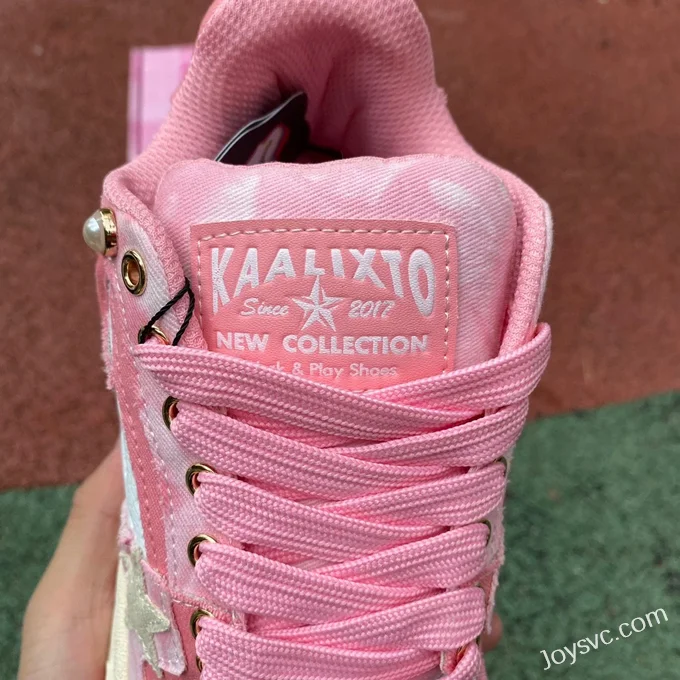 KAALIXTO Pink Cloud Stars Mid-Top Shoes in Pink and White