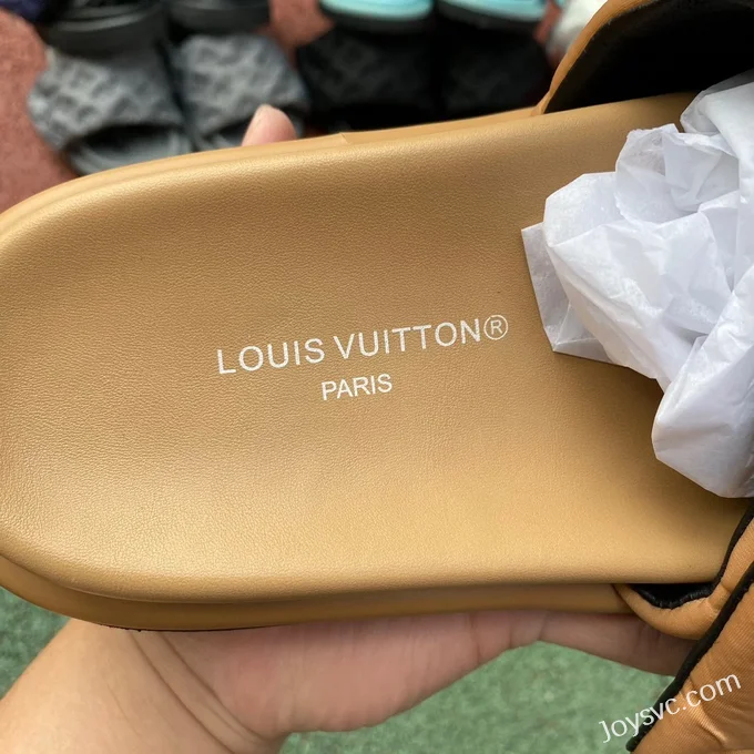 Louis Vuitton Pool Pillow Comfort Brown Velcro Slides