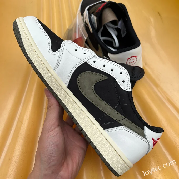 Travis Scott x Air Jordan 1 Low DZ4137-106 Olive Green Factory Version