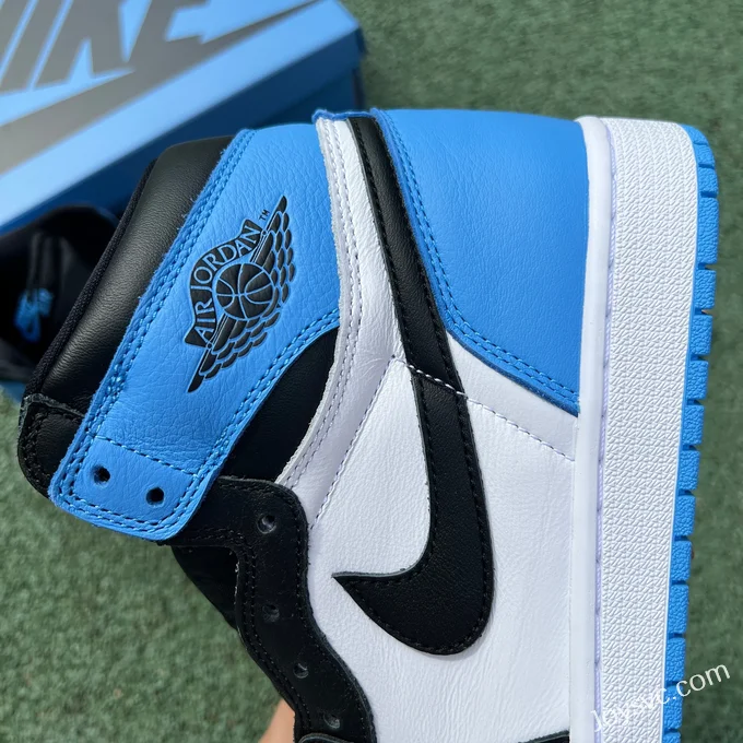 Air Jordan 1 DZ5485-400 University Blue Retro High-Top