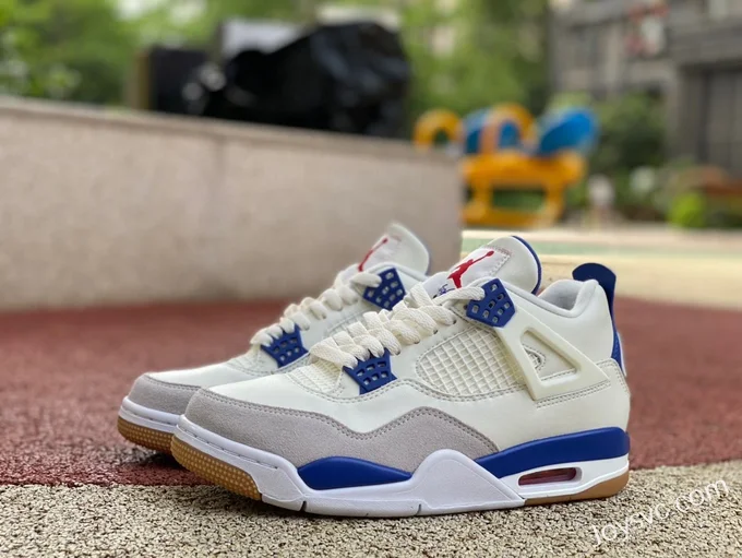 Nike SB x Air Jordan 4 DR5415-140 White Blue