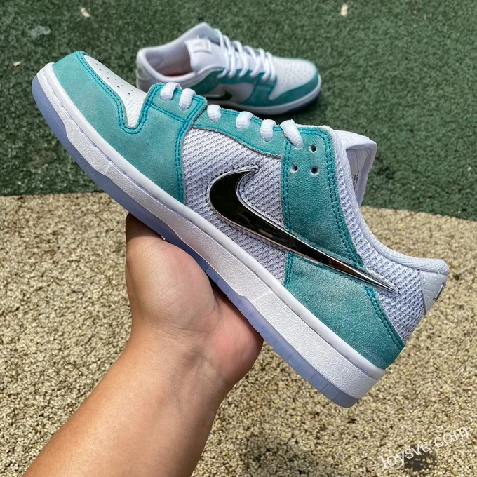 Pure Original APRIL SKATEBOARDS x Nike SB Dunk Low Tiffany Green Retro Sneakers